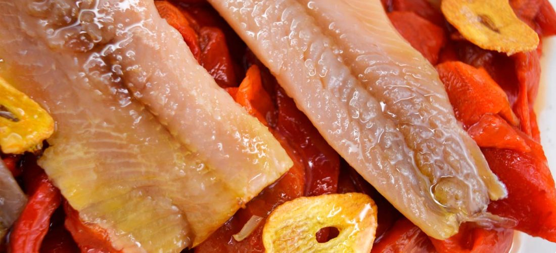 ensalada-templada-pimientos-sardina-ahumada ensalada-templada-pimientos-sardina-ahumada